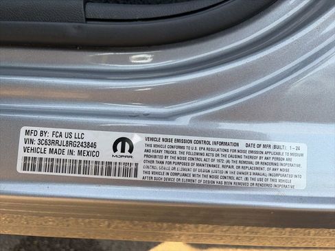 Used 2024 RAM 3500 Laramie image 32