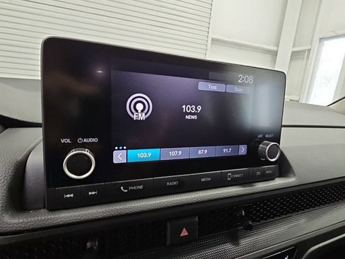 Used 2025 Honda CR-V EX image 14