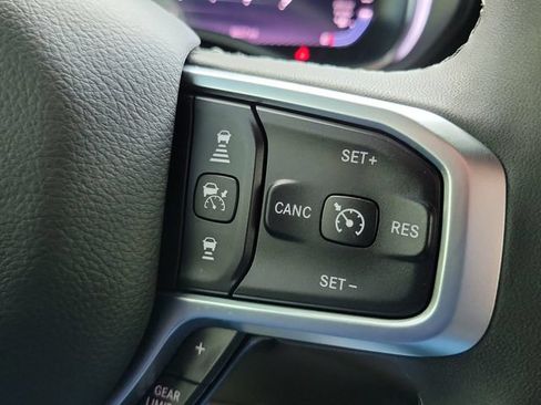 Used 2025 RAM 1500 Big Horn RWD image 21