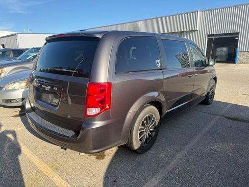 Used 2015 Dodge Grand Caravan SE w/ Quick Order Package 29E SE FWD image 5