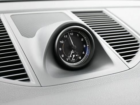 New 2026 Porsche Macan S image 20