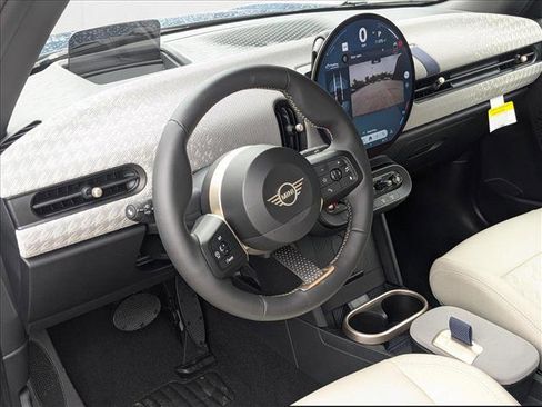 Used 2025 MINI Cooper S image 8