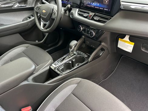New 2026 Chevrolet TrailBlazer LT image 17