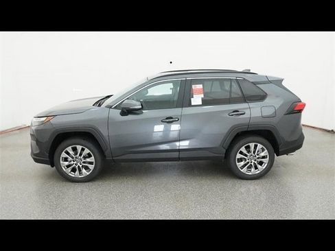 Used 2025 Toyota RAV4 XLE Premium image 36