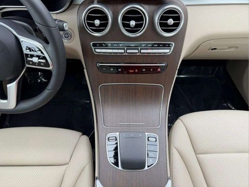 Certified 2021 Mercedes-Benz GLC 300 4MATIC image 16