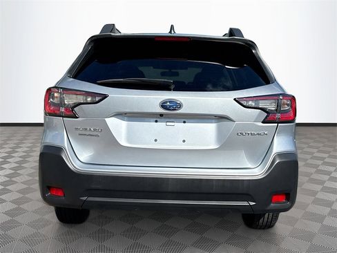 Used 2024 Subaru Outback Premium image 7