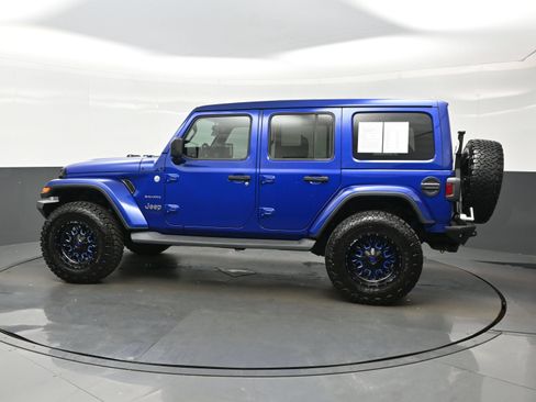 Used 2020 Jeep Wrangler Unlimited Sahara AWD/4WD image 4