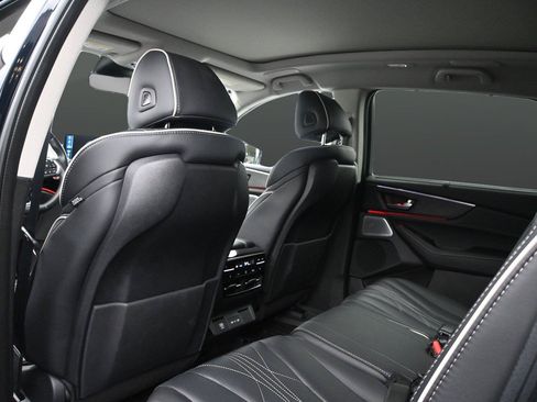 Used 2026 Acura MDX SH-AWD w/ Advance Package image 12