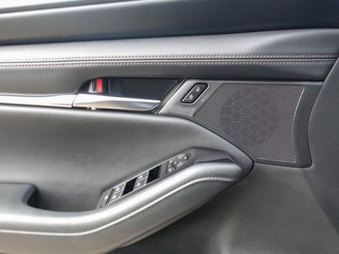 Certified 2025 MAZDA MAZDA3 s image 10