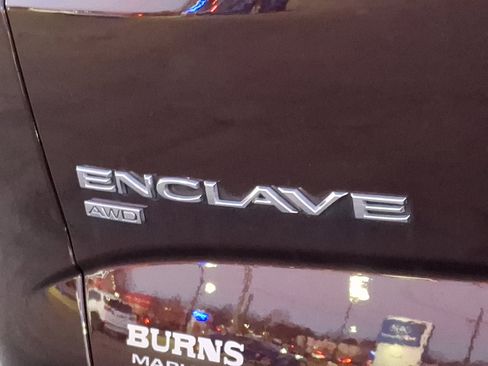 Certified 2024 Buick Enclave Avenir w/ Avenir Technology Package image 31