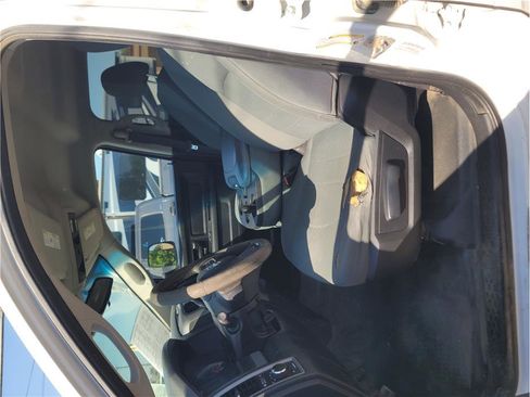 Used 2016 RAM 3500 Tradesman w/ Popular Equipment Group RWD image 11
