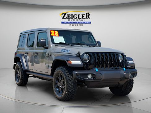Used 2023 Jeep Wrangler Unlimited w/ Sun & Screen Package AWD/4WD image 1