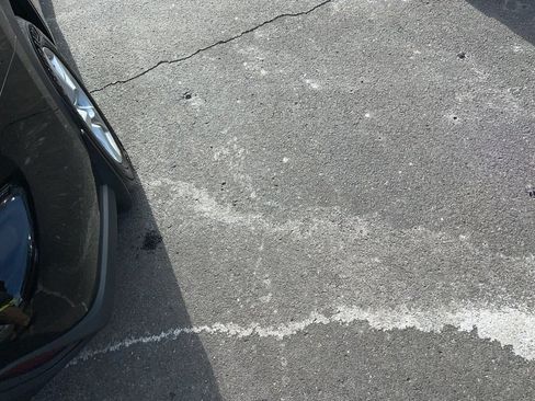 Used 2023 Toyota Highlander LE image 15