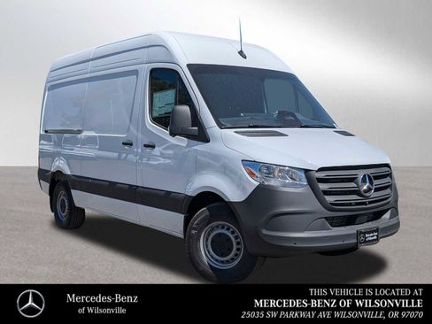 New 2025 Mercedes-Benz Sprinter 2500 image 1