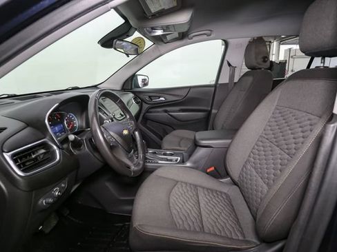 Used 2021 Chevrolet Equinox LT AWD/4WD image 38