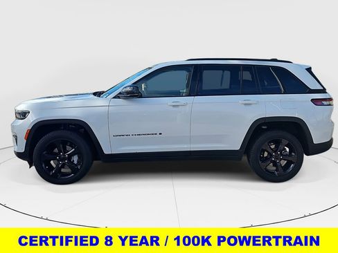 Used 2023 Jeep Grand Cherokee Limited w/ Luxury Tech Group II image 6