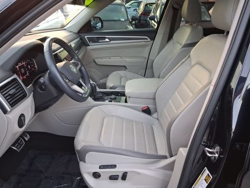 Used 2023 Volkswagen Atlas SEL Premium AWD/4WD image 14