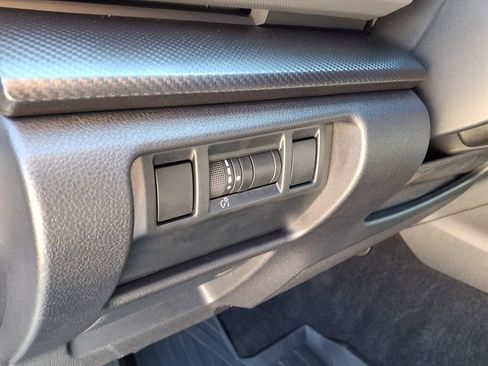 Certified 2024 Subaru Crosstrek 2.5i Limited image 9