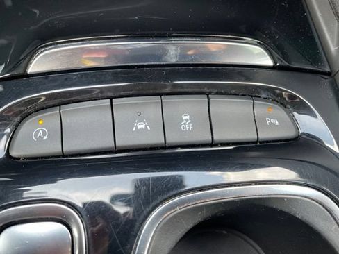 Used 2023 Buick Envision Essence FWD image 23