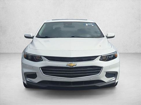 Certified 2017 Chevrolet Malibu Premier w/ Premier Sun and Wheel Package FWD image 2