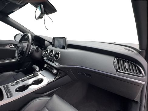 Used 2020 Kia Stinger GT RWD image 32