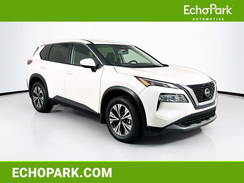 Used 2023 Nissan Rogue SV FWD image 1