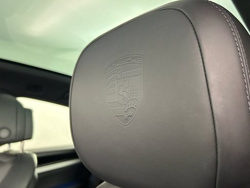 Certified 2024 Porsche Cayenne Coupe AWD/4WD image 16