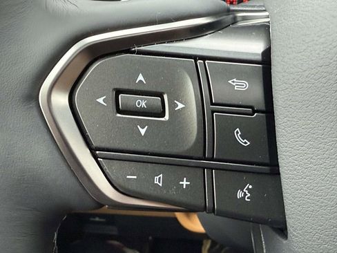 Used 2026 Lexus LX 700h Luxury image 18