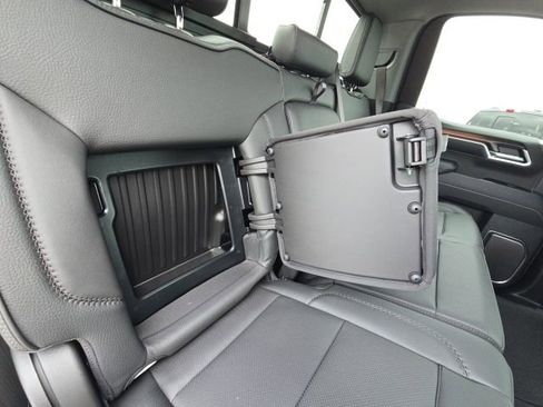 Used 2025 GMC Sierra 1500 Denali image 17