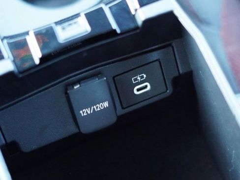 Used 2024 Toyota Corolla SE image 33