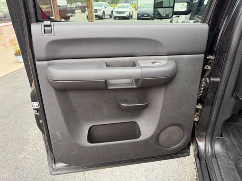 Used 2013 Chevrolet Silverado 2500 LT w/ Interior Plus Package image 16