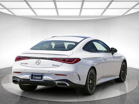 Used 2024 Mercedes-Benz CLE 300 4MATIC Coupe image 4