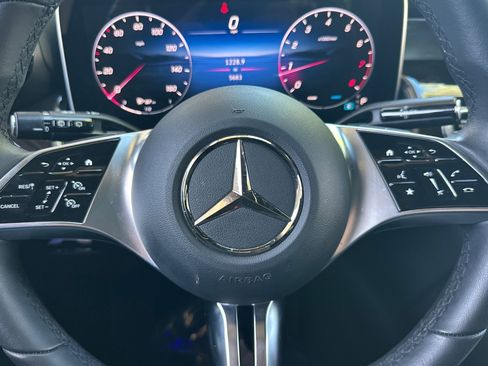 Certified 2026 Mercedes-Benz GLC 300 image 11