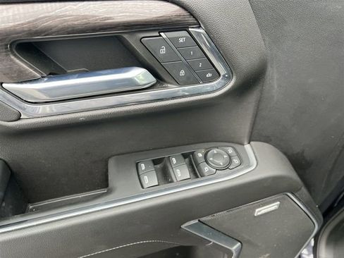 Certified 2022 Chevrolet Silverado 1500 LTZ image 23