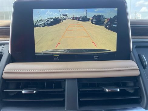 Used 2024 Chevrolet Tahoe Premier RWD image 17