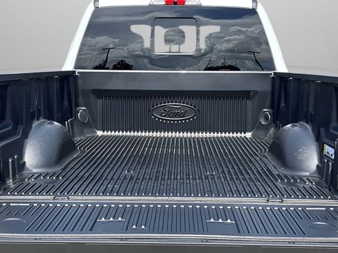 New 2026 Ford F350 Lariat image 31