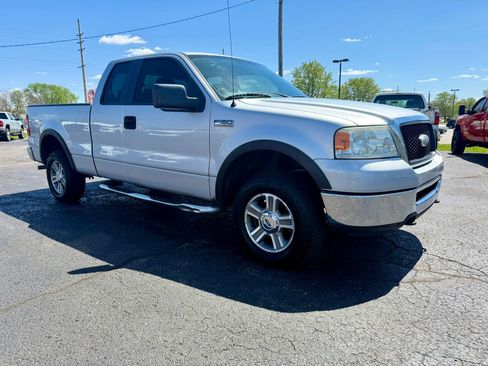 Used 2007 Ford F150 XLT AWD/4WD image 4