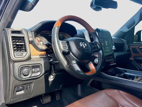 Used 2019 RAM 1500 Limited image 9