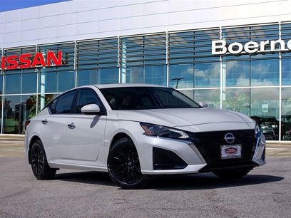 New 2025 Nissan Altima 2.5 SV w/ SV Special Edition Package