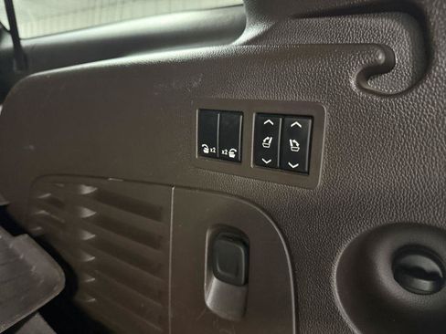 Used 2019 GMC Yukon XL Denali w/ Denali Ultimate Package AWD/4WD image 35