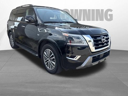 Used 2022 Nissan Armada SL w/ Captain's Chairs Package RWD image 3