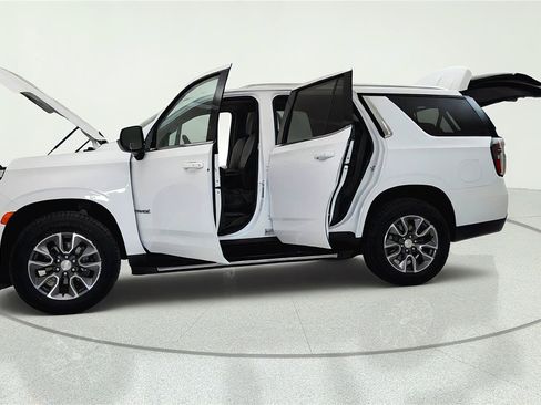 Used 2024 Chevrolet Tahoe LS AWD/4WD image 11