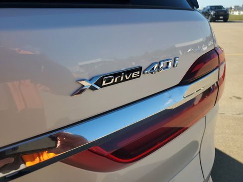 Used 2022 BMW X7 xDrive40i w/ Premium Package image 39
