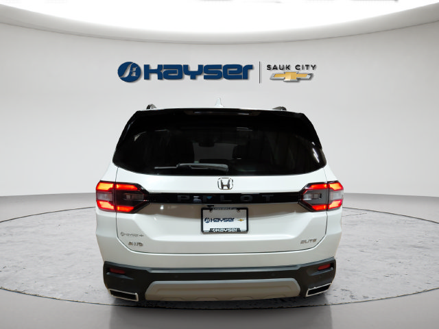 Used 2025 Honda Pilot Elite image 6