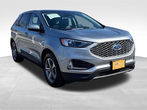 Certified 2024 Ford Edge SEL w/ Convenience Package AWD/4WD image 5