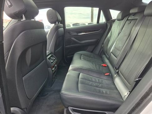 Used 2019 BMW X6 xDrive35i w/ Premium Package image 4