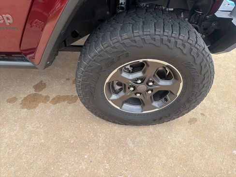 Used 2021 Jeep Gladiator Mojave AWD/4WD image 19