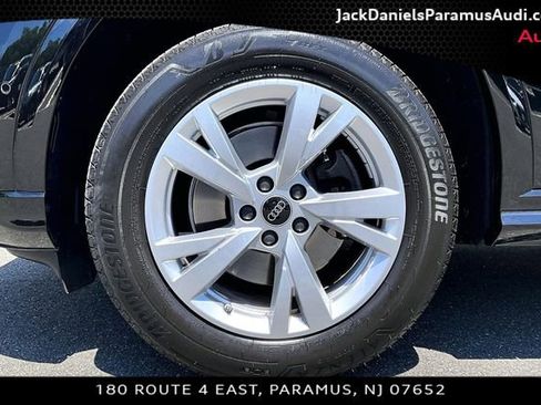 Used 2025 Audi Q5 Premium w/ Convenience Package AWD/4WD image 8