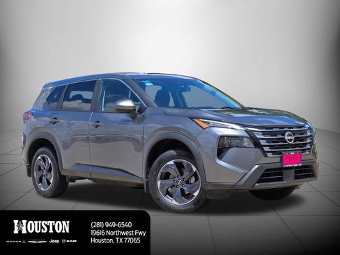 Used 2024 Nissan Rogue SV FWD image 3
