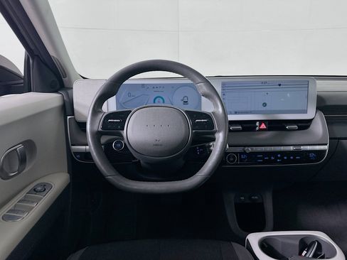 Used 2024 Hyundai Ioniq 5 SEL image 17